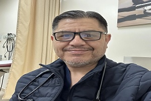 mejores endocrinos en México - Dr. Héctor Andrés León Zárate de los mejores endocrinos en México