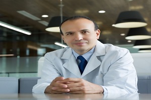 Dr. Jorge Victor Yamamoto Cuevas