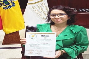 una de las mejores abogados de divorcio en México, foto de la Abg. Alicia Lazaro