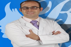uno de los mejores cirujanos plásticos en México, el Dr. Benjamín Ortiz