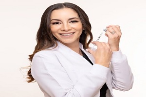 foto de la cirujano Dra. Luisa María Alvarado Fernández