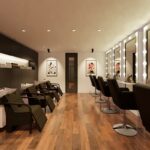 uno de los mejores salones de belleza, se muestran cuatro sillas de salón, y cuatro sillas para lavar cabello