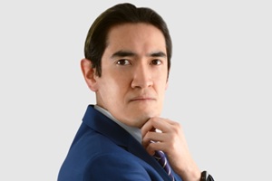 Dr. Rafael Estrada Avilés