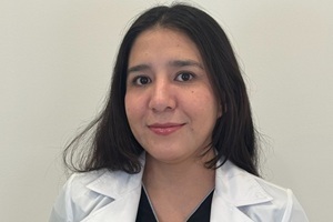Cirujanos en trasplante capilar - Dra. María Guadalupe Casales Chávez especialista en injerto de cabello CDMX de Capilclinic