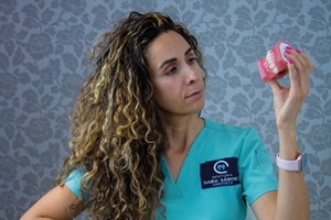 Dentistas estéticos - Odont. Saira Selene Sánchez Solorzano