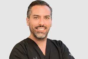 Cirujanos abdominales - Dr. Jorge Eduardo Molina Ortega