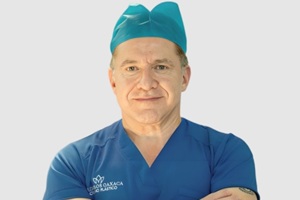 Cirujanos abdominales - Dr. Carlos Guillermo Oaxaca Escobar